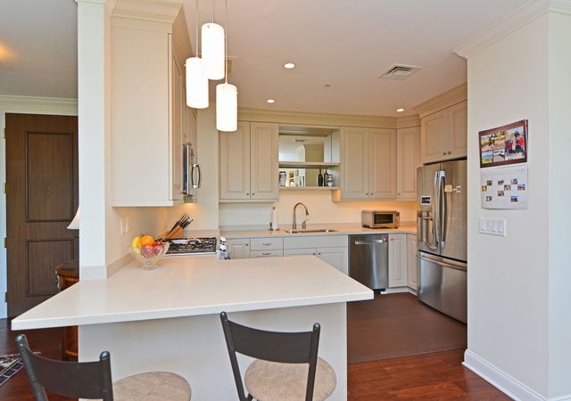 100 Vista CIRCLE 410, O'hara, PA 15238