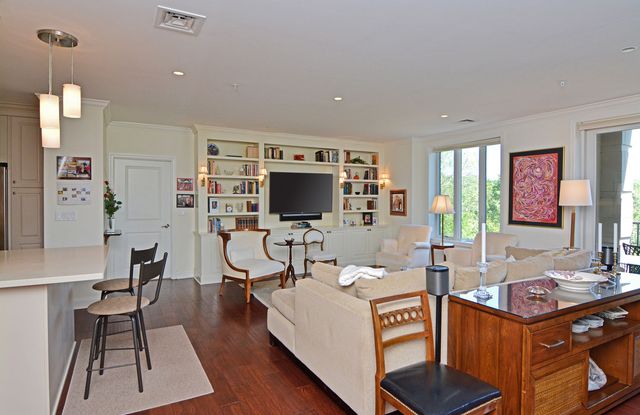 100 Vista CIRCLE 410, O'hara, PA 15238