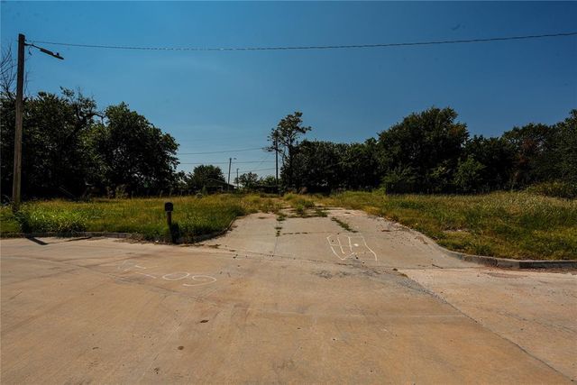 1430 Milam Court, Oklahoma City, OK 73111