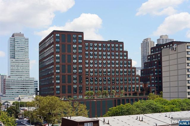 212 9th Street 4B, Jersey City, NJ 07302