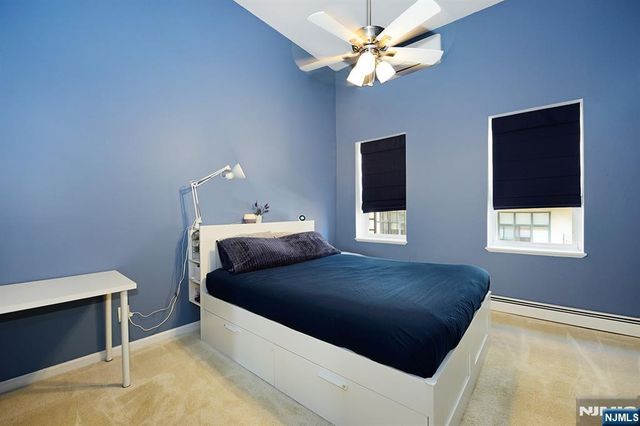 212 9th Street 4B, Jersey City, NJ 07302