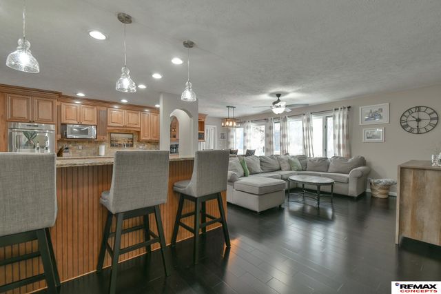 735 Summit Court, Crete, NE 68333