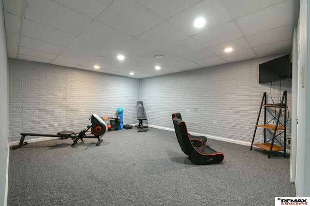 735 Summit Court, Crete, NE 68333