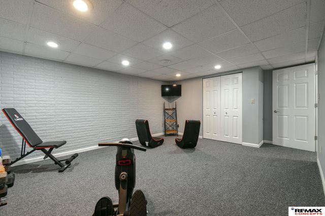 735 Summit Court, Crete, NE 68333