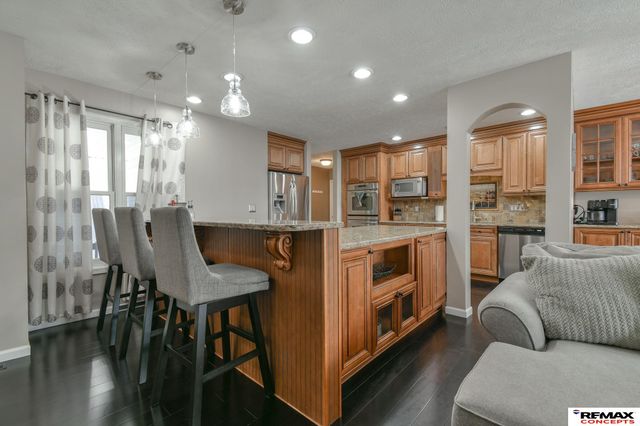 735 Summit Court, Crete, NE 68333