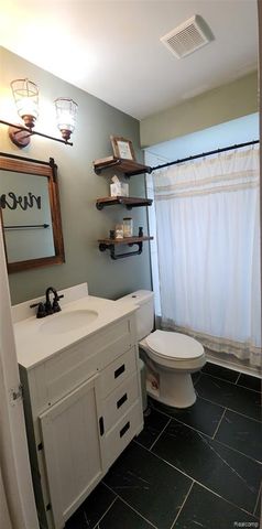 3320 Morrissey Avenue, Warren, MI 48091
