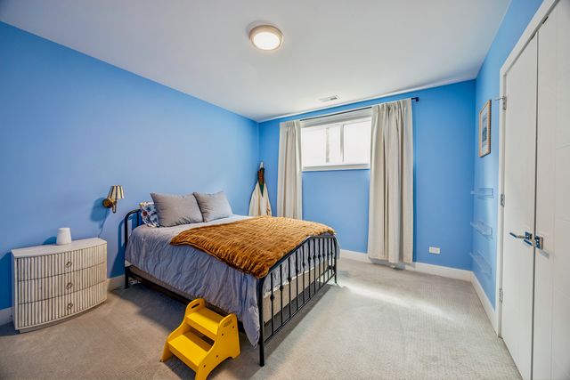 731 W 17th Street 1E, Chicago, IL 60616