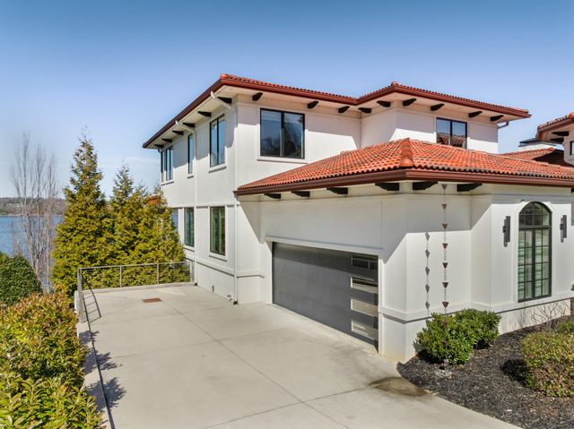 4415 Sailmaker Circle, Chattanooga, TN 37416