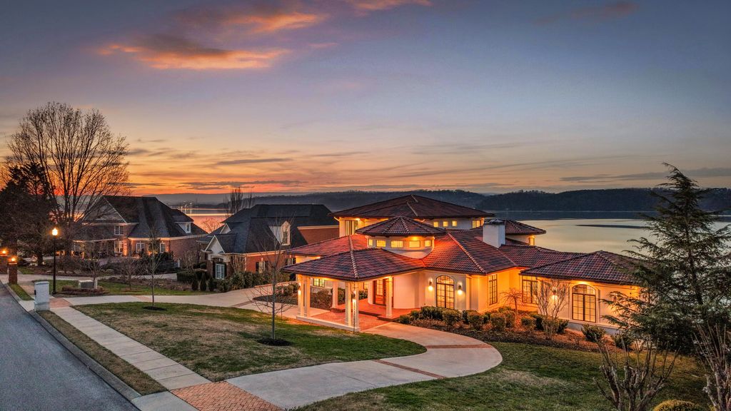 4415 Sailmaker Circle, Chattanooga, TN 37416