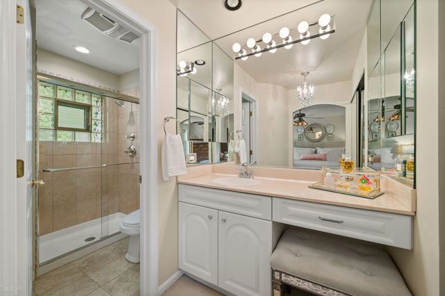 1618 McCraren Road, Highland Park, IL 60035