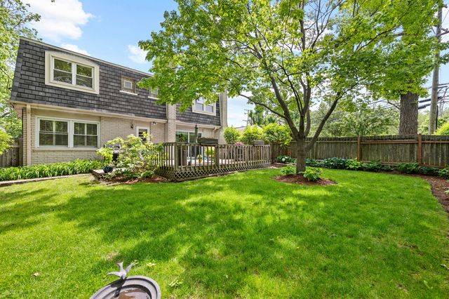 1618 McCraren Road, Highland Park, IL 60035
