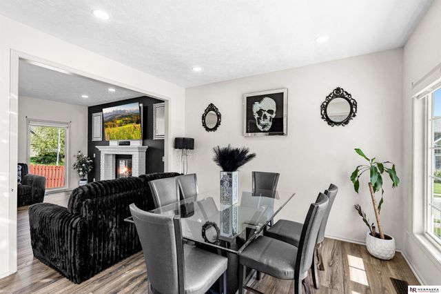 11828 S 52nd Street, Papillion, NE 68133