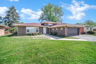 452 E 167th Street, South Holland, IL 60473