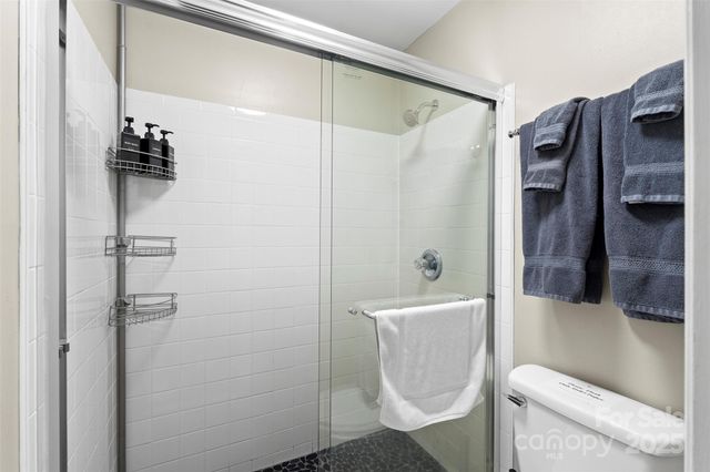 8039 Charter Oak Lane, Charlotte, NC 28226