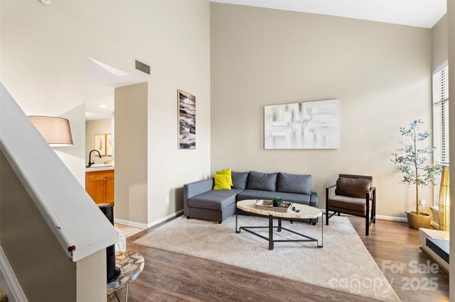 8039 Charter Oak Lane, Charlotte, NC 28226