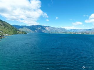 2700 S Lakeshore Road, Chelan, WA 98816