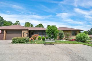 578 Swansea Road, B, Newark, OH 43055