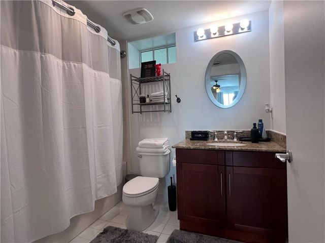 7280 SW 90th Street E313, Miami, FL 33156