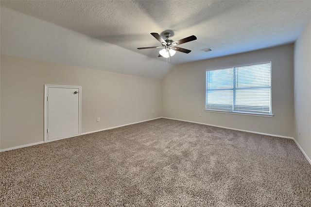 2915 Bentley Court, Pearland, TX 77584
