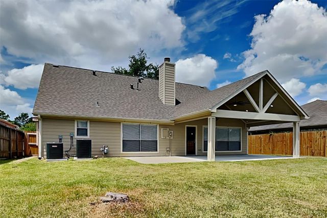 2915 Bentley Court, Pearland, TX 77584