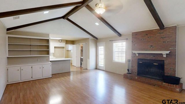 429 Holiday Ln, Tyler, TX 75703