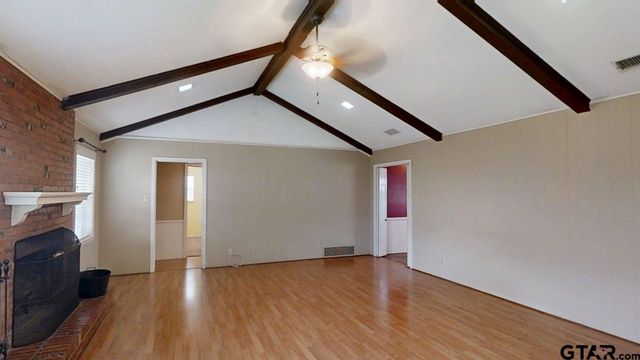 429 Holiday Ln, Tyler, TX 75703