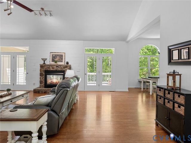 6126 Autumn Bluff Rd, Powhatan, VA 23139