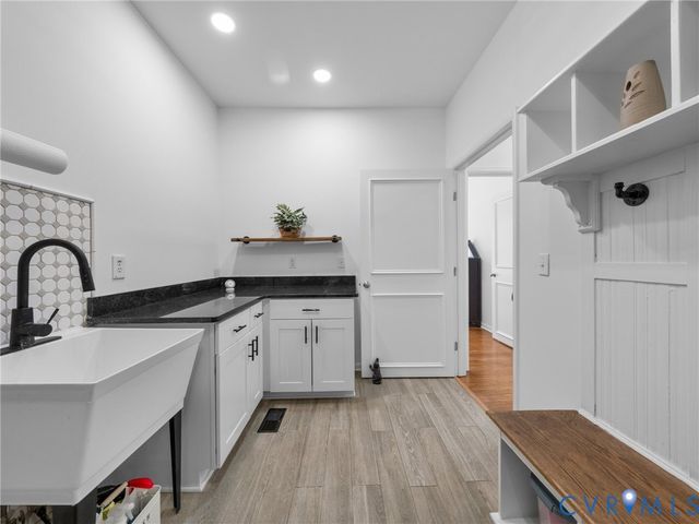 6126 Autumn Bluff Rd, Powhatan, VA 23139