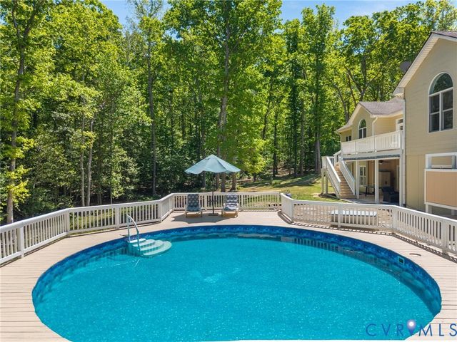 6126 Autumn Bluff Rd, Powhatan, VA 23139