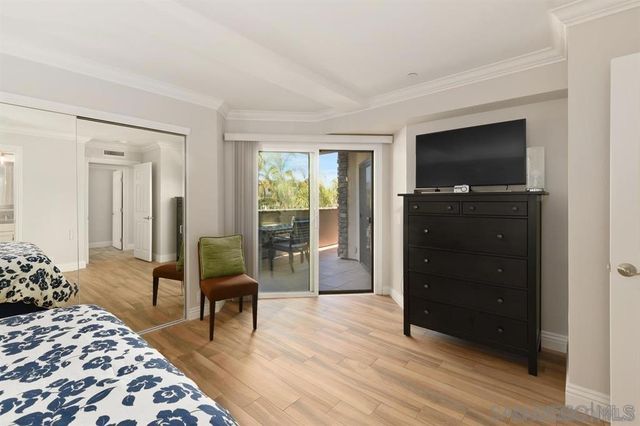 7509 Draper Ave 200, La Jolla, CA 92037