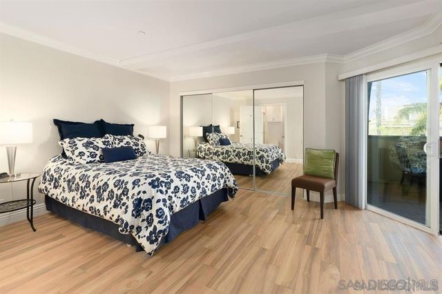 7509 Draper Ave 200, La Jolla, CA 92037