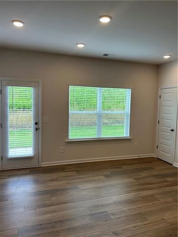 1016 Stiles Circle, Cartersville, GA 30120