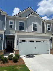 1016 Stiles Circle, Cartersville, GA 30120