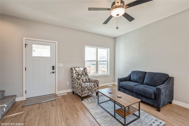 2337 Roycroft Alley, Marion, IA 52302