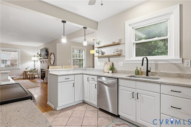 6920 Woodrow Ter, Henrico, VA 23228