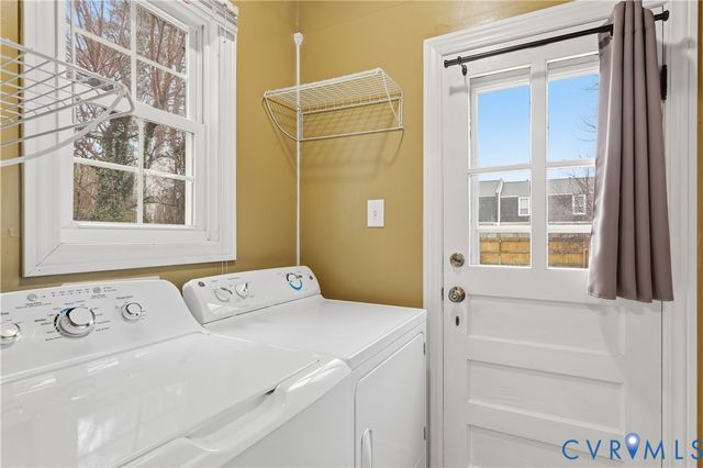 6920 Woodrow Ter, Henrico, VA 23228