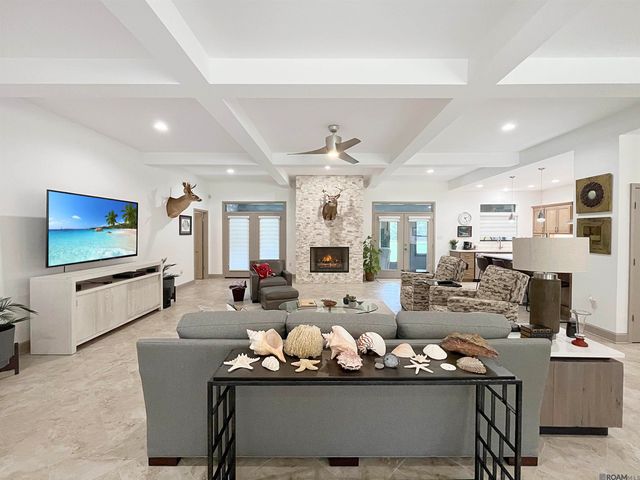 9788 Hunter Brook Ln, Denham Springs, LA 70706