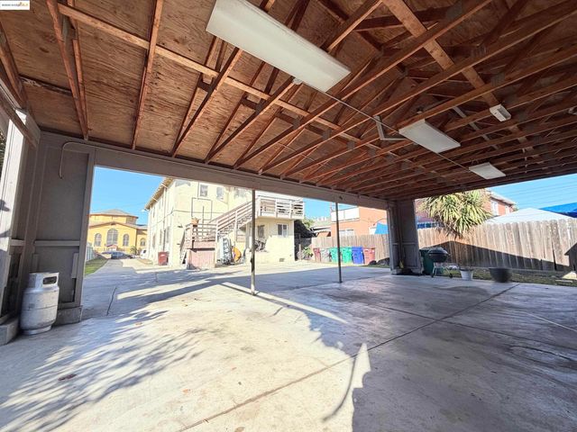 1532 90th Ave, Oakland, CA 94603