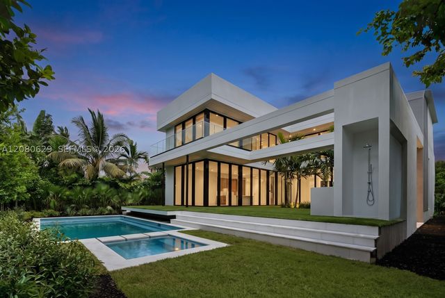 2094 Prairie Ave, Miami Beach, FL 33139