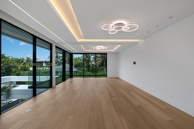2094 Prairie Ave, Miami Beach, FL 33139