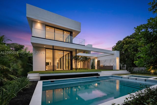 2094 Prairie Ave, Miami Beach, FL 33139