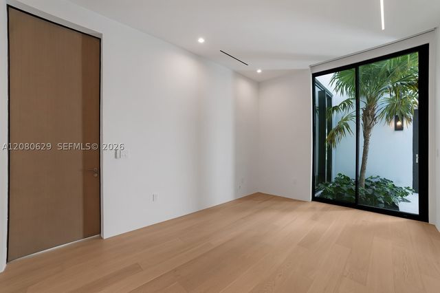 2094 Prairie Ave, Miami Beach, FL 33139