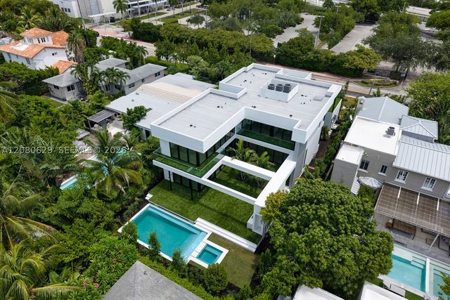 2094 Prairie Ave, Miami Beach, FL 33139