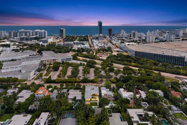 2094 Prairie Ave, Miami Beach, FL 33139