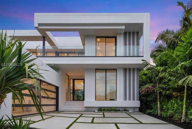 2094 Prairie Ave, Miami Beach, FL 33139