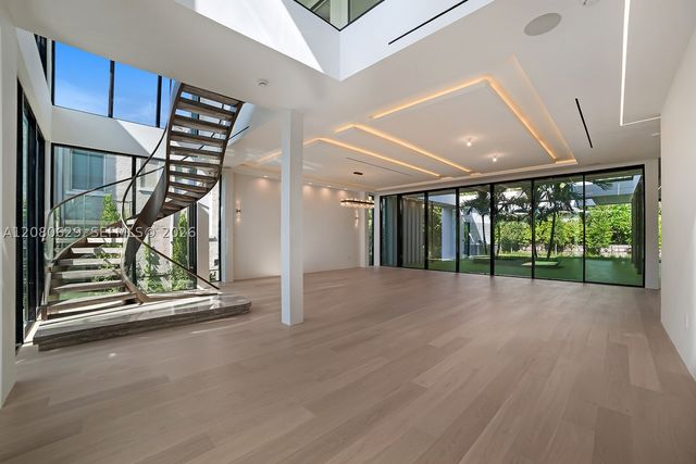 2094 Prairie Ave, Miami Beach, FL 33139