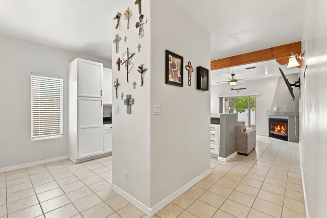 4312 Jaguar Loop, Santa Fe, NM 87507