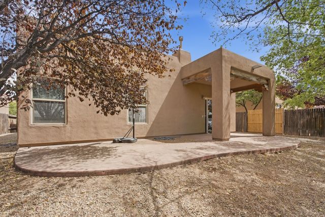 4312 Jaguar Loop, Santa Fe, NM 87507