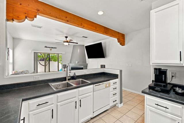 4312 Jaguar Loop, Santa Fe, NM 87507