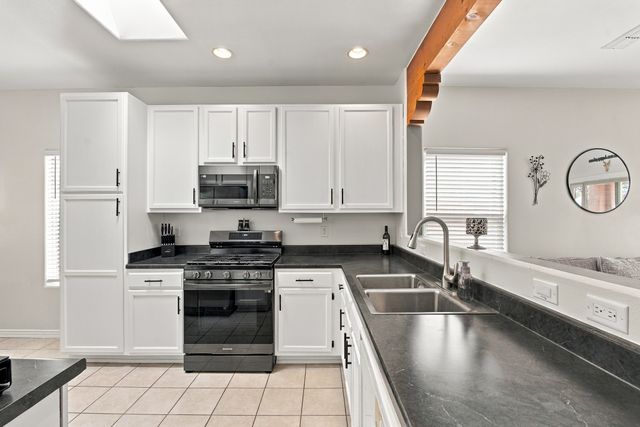 4312 Jaguar Loop, Santa Fe, NM 87507